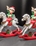 Figuras duendes navideños sobre caballos - Imagen 1